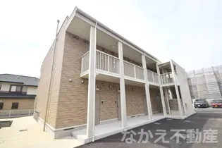 シャロルワン【1階】の外観