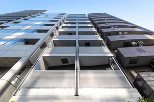 東京都品川区西五反田8【マンション】の外観