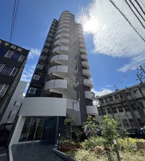 セレニテ新大阪プリエ【4階】の外観