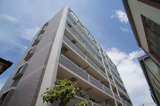 埼玉県川口市弥平3【マンション】の外観