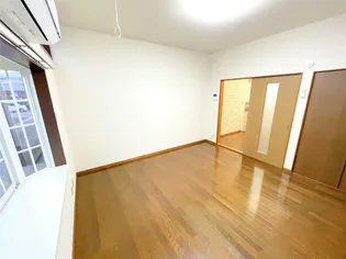 サイレントハウス【1階】の内装