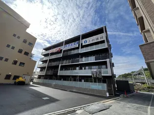 ヴィアーレ【5階】の外観