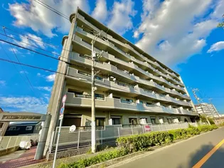 ヴィルヌ-ブ・エスト【2階】の外観