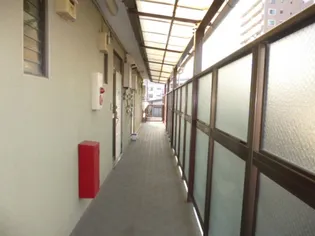 東京都北区滝野川1【アパート】の外観