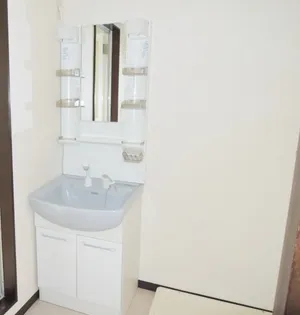 百合ヶ丘住宅 (百合ヶ丘社宅)【2階】の内装