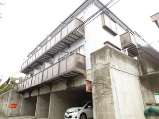 マリンヒルズ【2階】の外観