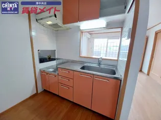 メゾン リヴィエール【2階】のキッチン