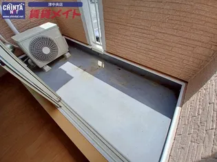 メゾン リヴィエール【2階】の内装