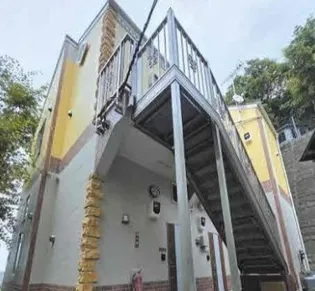 神奈川県横浜市金沢区六浦東2【アパート】の外観