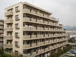 ベルヴィ香椎五番館の画像