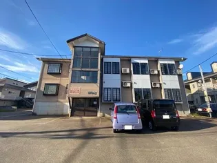 ハイツWing【2階】の外観