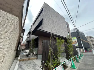 グランドール・ガーデンズ【3階】の外観