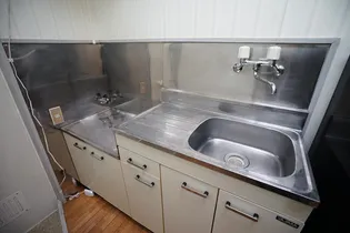 黒部ハイツA棟【2階】の内装