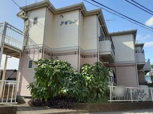 アゼリア【1階】の外観