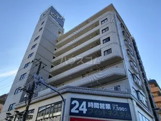 クイーンパレス浅伊【9階】の外観