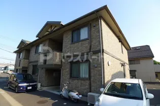 メゾン・ルミエール【1階】の外観