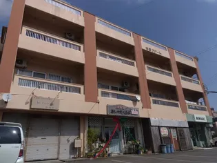 仲里アパートの画像