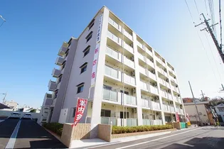 アートプラザ枚方【5階】の外観