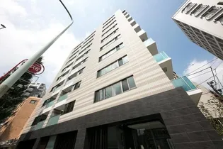 東京都港区南青山6【マンション】の外観
