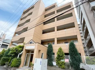 日向セントラルコート【4階】の外観