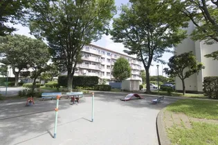 UR千草台【3階】の外観