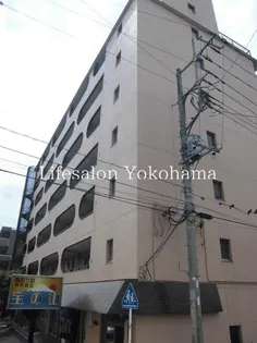 ニューオカノマンション【6階】の外観