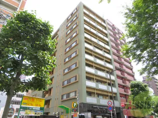 カーサ・デル・プラド北目町【2階】の外観