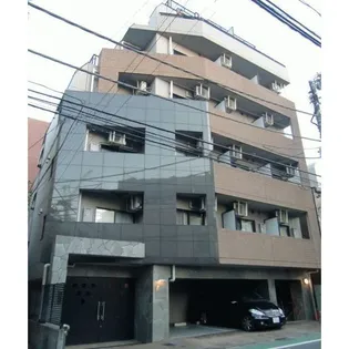 ステージファースト青山【1階】の外観