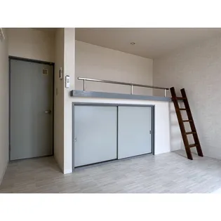 プチハイム【1階】の居間