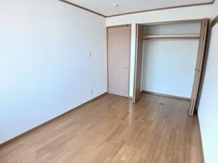 メゾンド・フロ-レ【1階】の内装