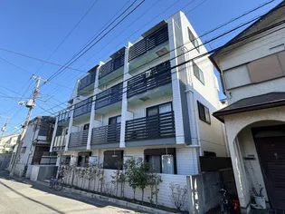 セボンシュー【2階】の外観