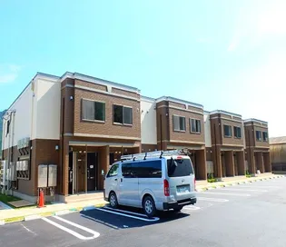 フロール ・ デ ・ セレッソ II【1階】の外観