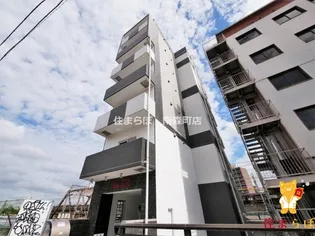 大阪府大阪市北区中津7【マンション】の外観