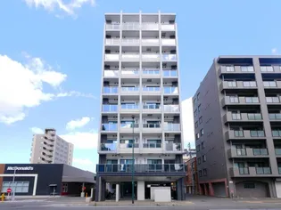 ラディア近代美術館前の画像