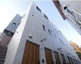 東京都新宿区大京町【マンション】の外観