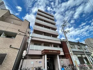ラヴェール城山【2階】の外観