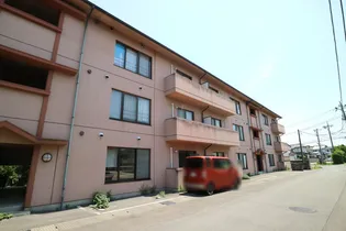 ヴィラ・コンフォール【1階】の外観