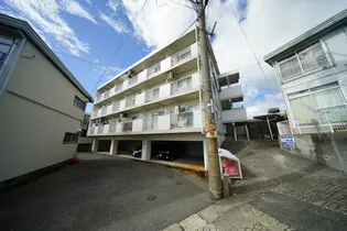 山口県下関市大学町1【アパート】の外観