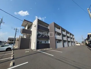 ピエールオリジン【3階】の外観