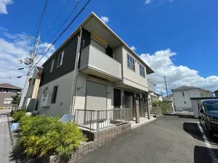 ウナ カスカータ II【2階】の外観