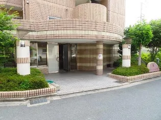 ラフィーネ千里の画像