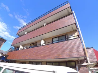 アートストリート新井【1階】の外観