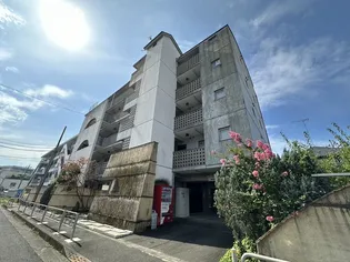 東京都八王子市大塚【マンション】の外観