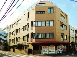 ハウゼティクルス【3階】の外観