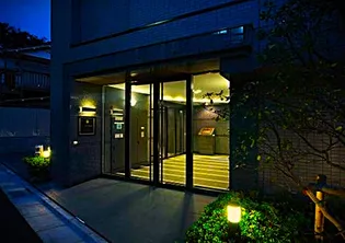 東京都杉並区堀ノ内2【マンション】の外観