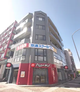 ルネス ヴィクトワールの画像