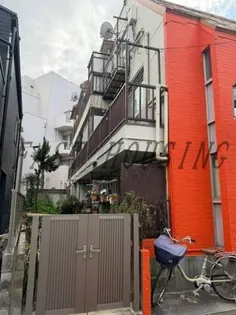 東京都新宿区余丁町【マンション】の外観