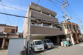 昌栄マンションの画像