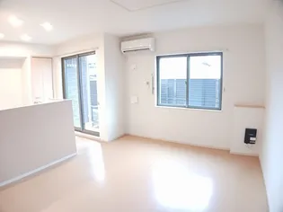 スプリング コートII【1階】の居間