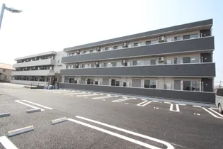 プレミアムガーデンプレイス【1階】の外観